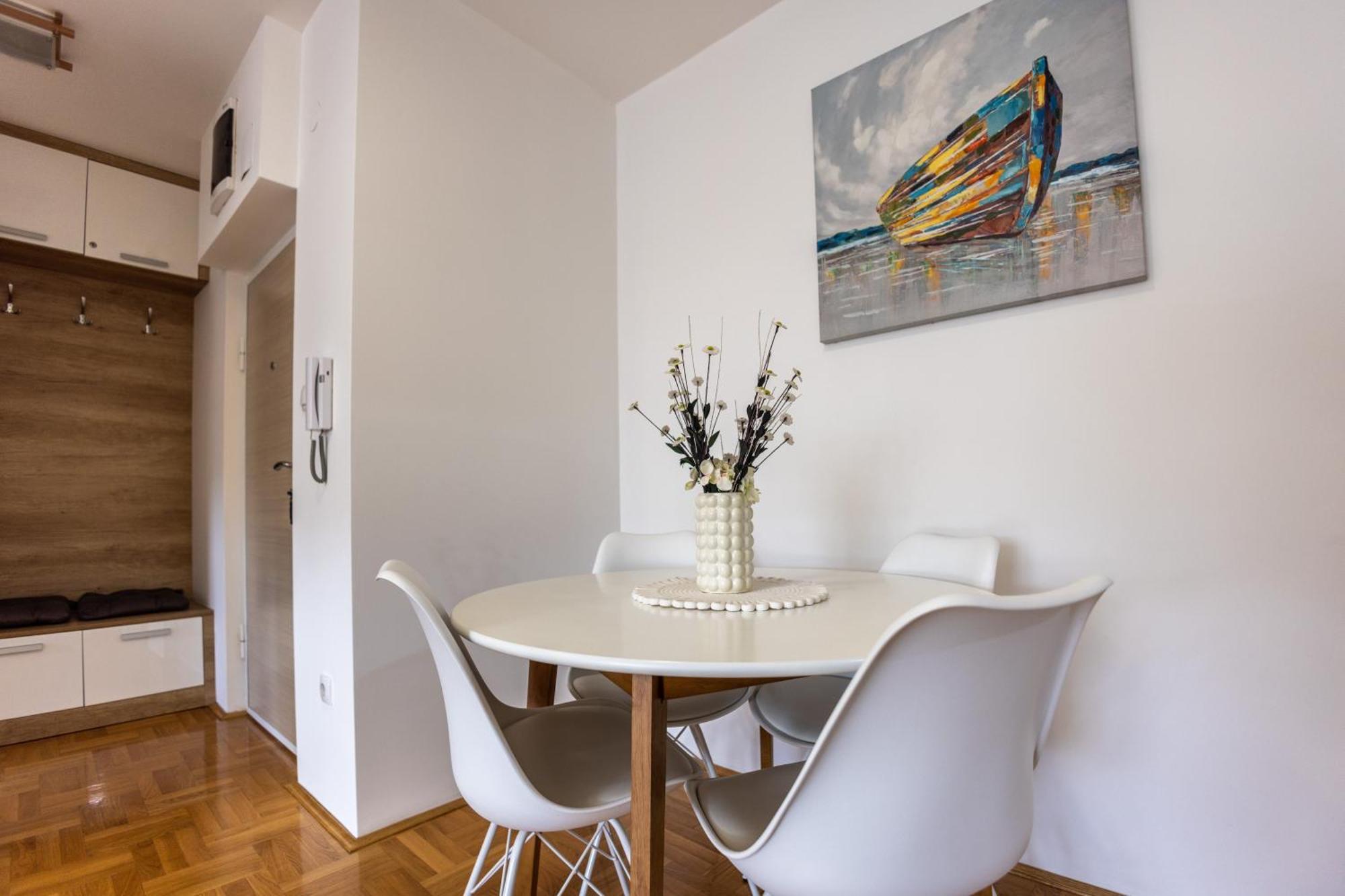 Apartmani Hemera Valjevo Exterior foto